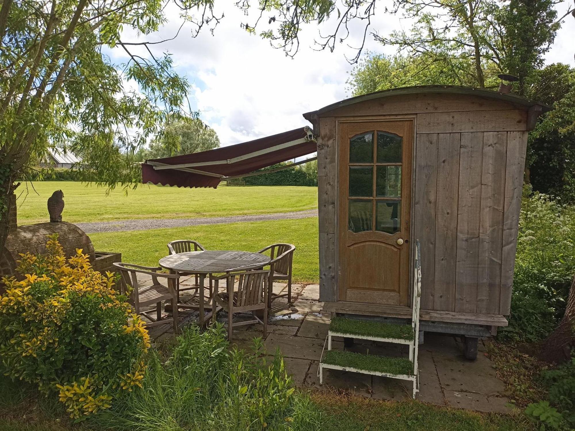The Oast By Bloom Stays Newenden Eksteriør billede